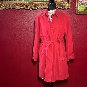 Red knee length women’s jacket light weight, tie at waist size med